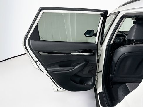 Used 2025 Kia Seltos S image 26