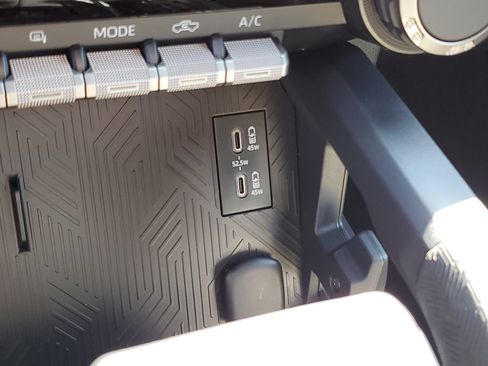 New 2026 Toyota Tacoma TRD Off-Road AWD/4WD image 31
