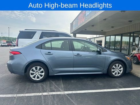 Used 2023 Toyota Corolla LE FWD image 9