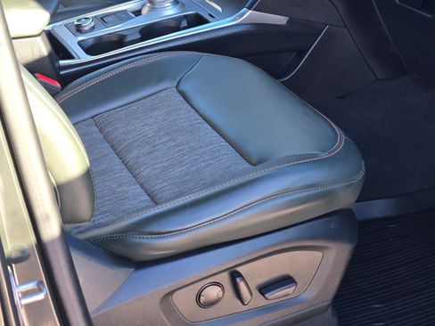 Certified 2022 Ford Explorer Timberline image 7