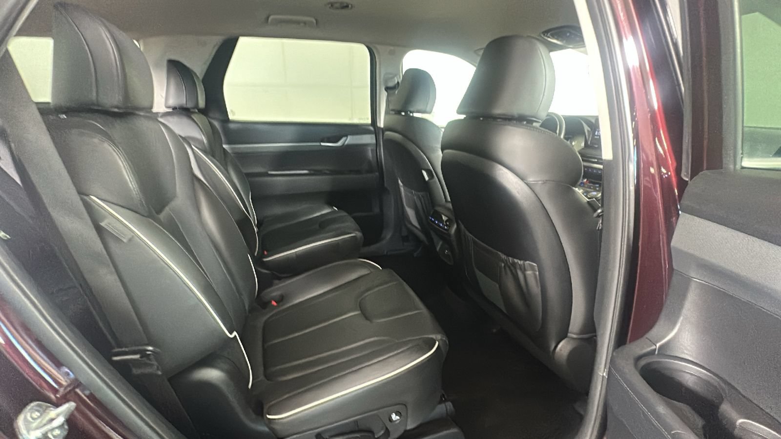 Used 2024 Hyundai Palisade SEL FWD image 32