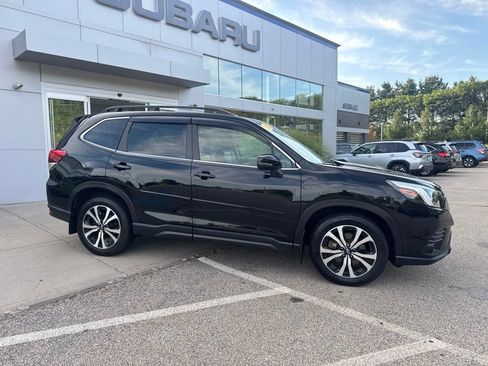 Used 2022 Subaru Forester Limited AWD/4WD image 6