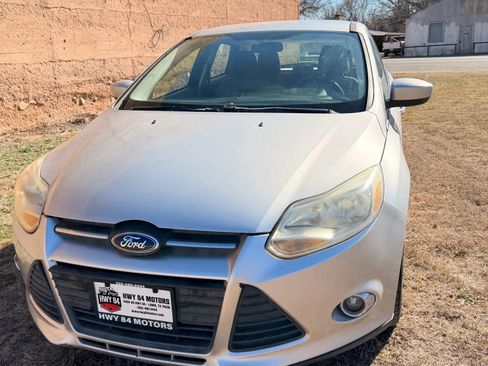 Used 2012 Ford Focus SE image 5
