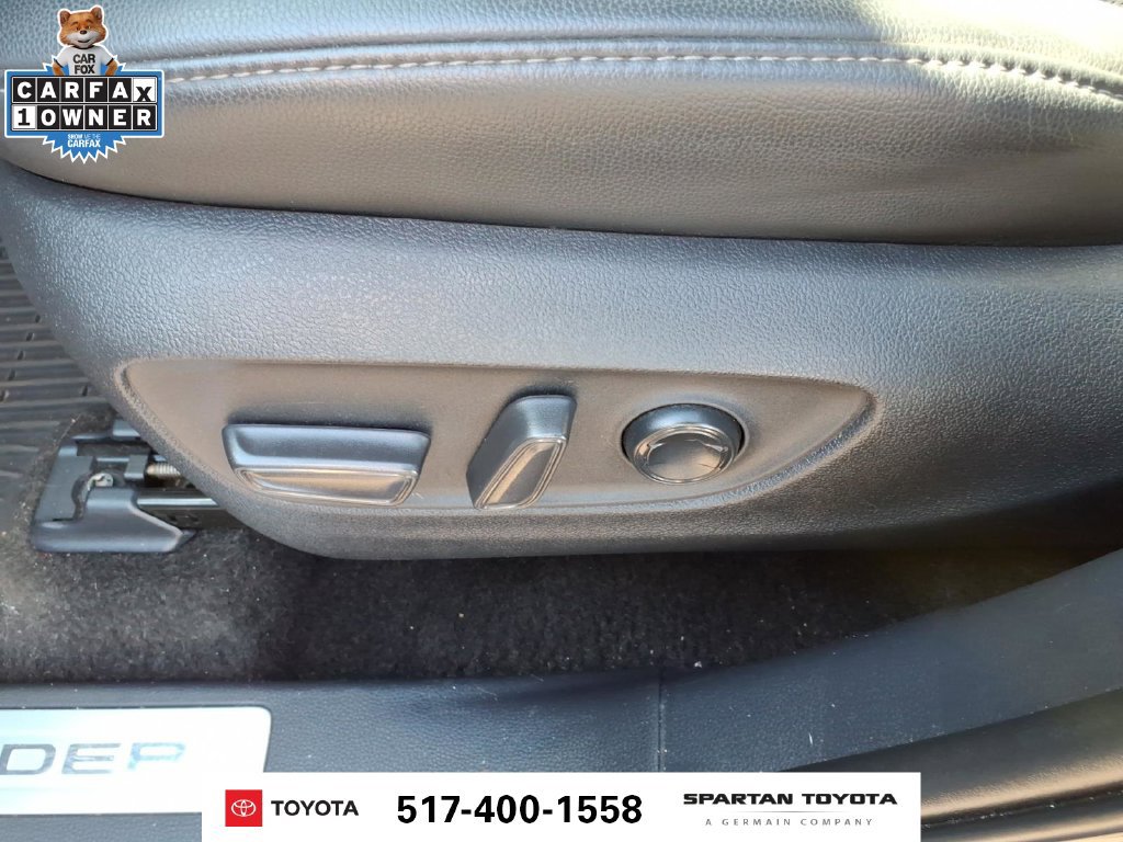 Used 2024 Toyota Highlander Limited AWD/4WD image 17
