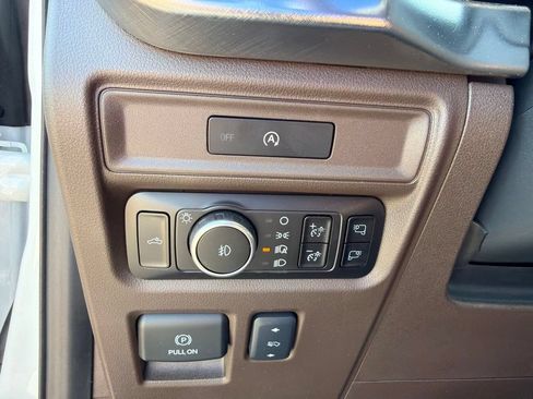 Used 2025 Ford F150 King Ranch w/ FX4 Off-Road Package AWD/4WD image 8