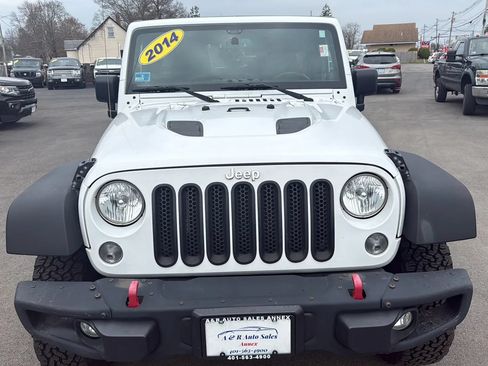 Used 2014 Jeep Wrangler Unlimited Rubicon AWD/4WD image 2