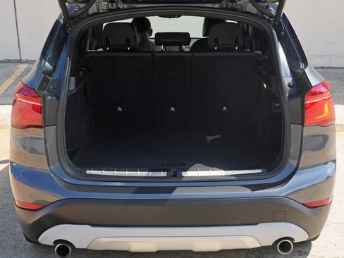 Used 2017 BMW X1 xDrive28i w/ Cold Weather Package AWD/4WD image 9