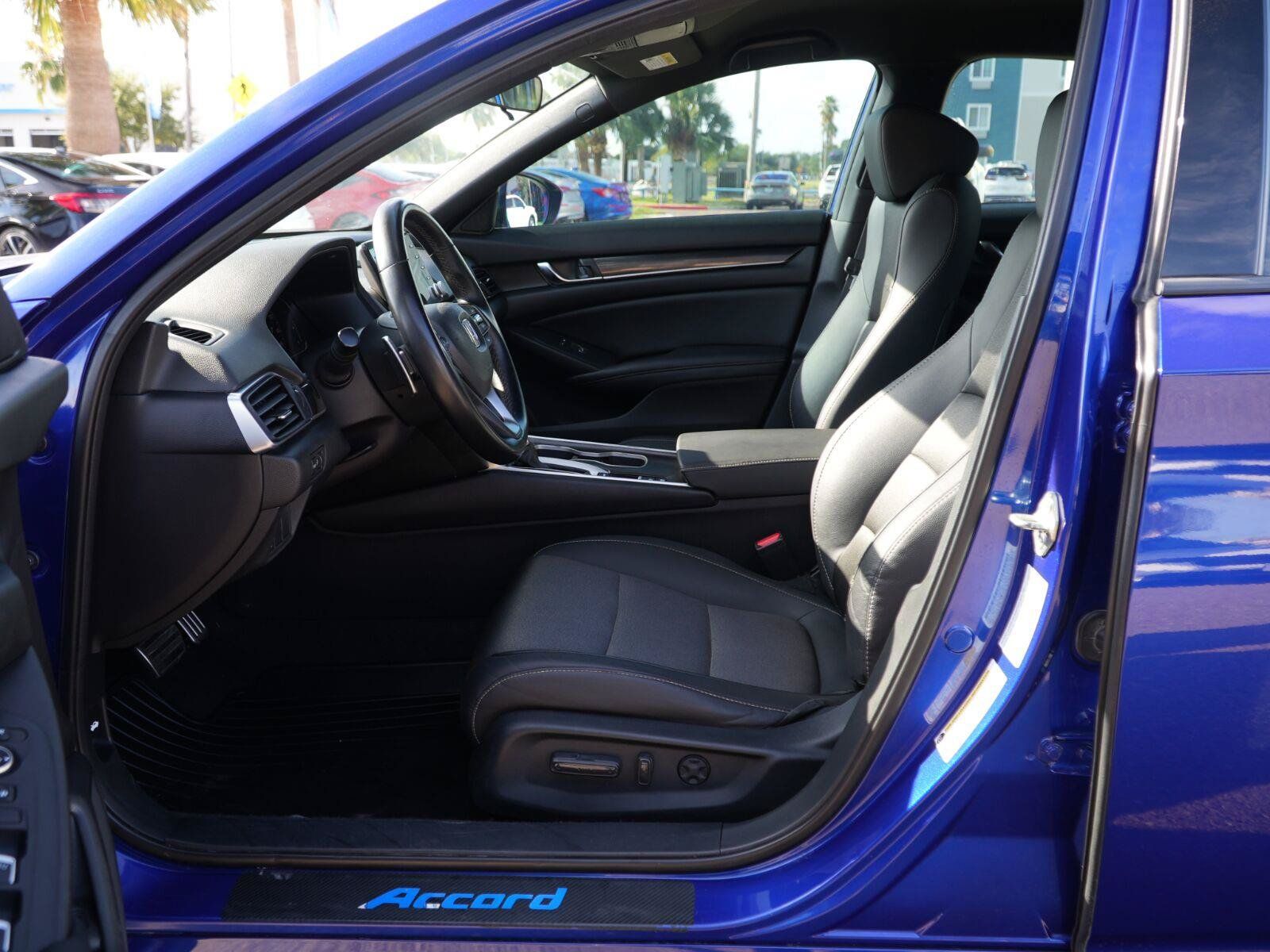 Used 2020 Honda Accord Sport image 7