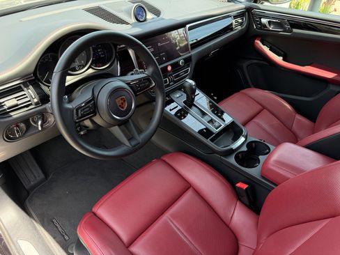 Used 2026 Porsche Macan S AWD/4WD image 4