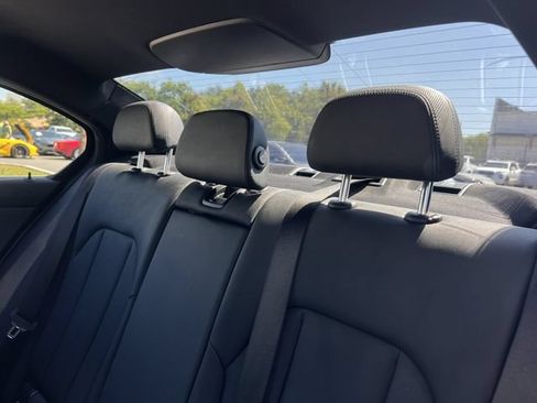 Used 2020 BMW 330i Sedan w/ Convenience Package RWD image 20