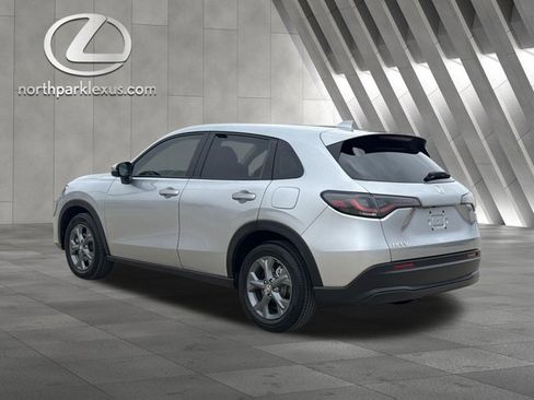 Used 2026 Honda HR-V LX image 2