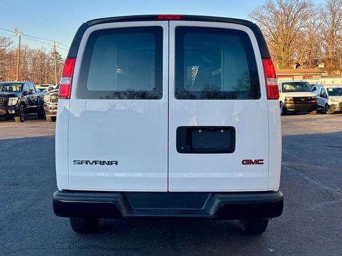 Used 2020 GMC Savana 2500 Extended w/ Driver Convenience Package image 7