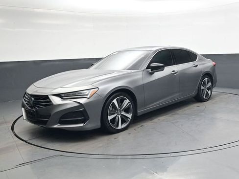Certified 2025 Acura TLX w/ Technology Package image 9