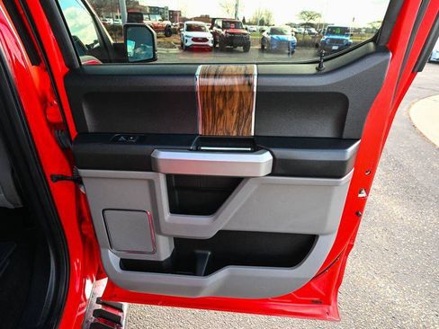 Used 2019 Ford F150 Lariat AWD/4WD image 29