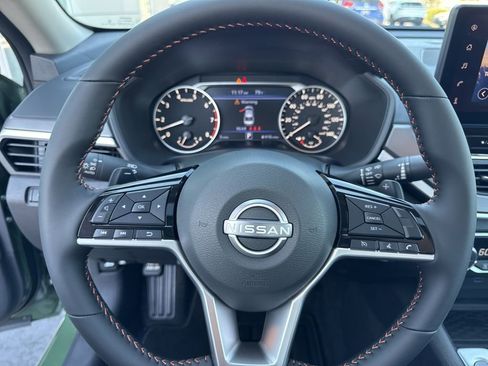 New 2026 Nissan Altima 2.5 SR w/ SR Midnight Edition Package image 25