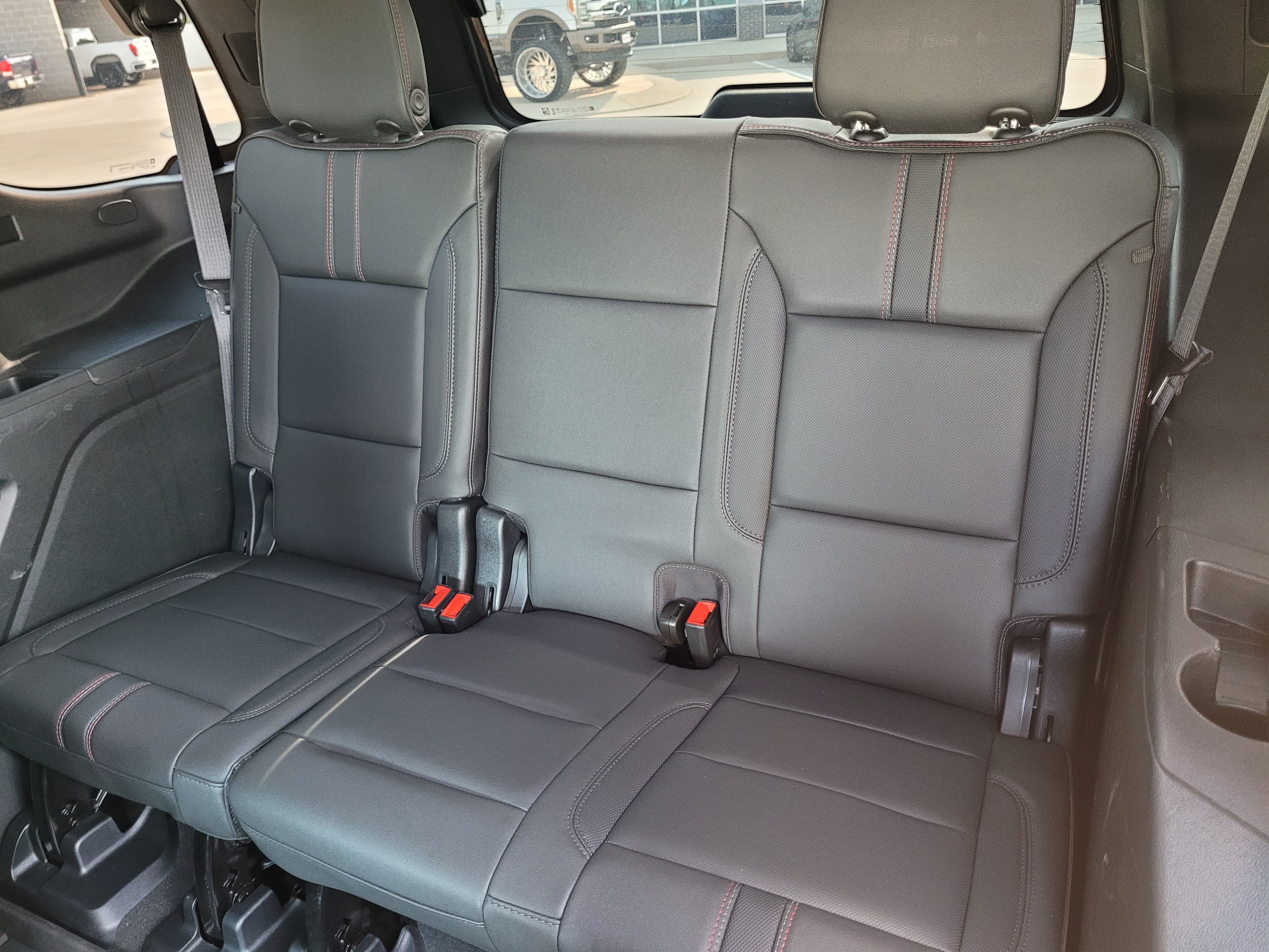 Used 2023 Chevrolet Tahoe RST w/ Luxury Package RWD image 26