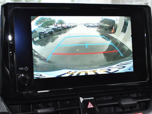 Used 2025 Toyota Corolla LE image 11