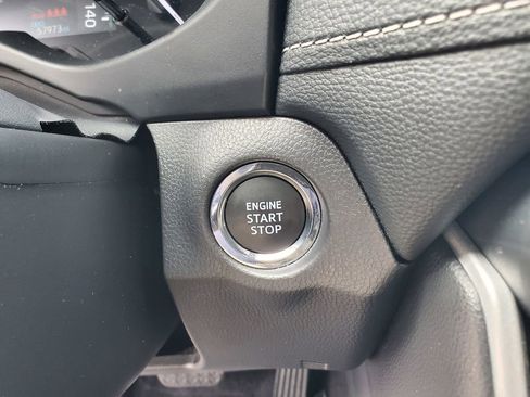 Used 2025 Toyota RAV4 XLE w/ Convenience Package FWD image 28