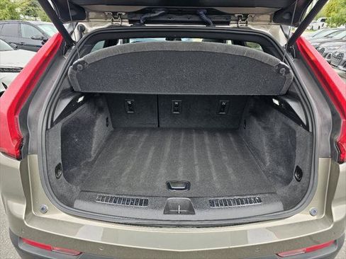 Used 2020 Cadillac XT4 Premium Luxury image 7