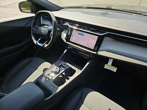 New 2026 Jeep Cherokee Laredo AWD/4WD image 13