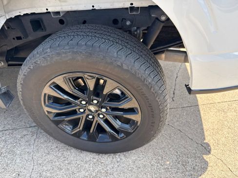 Used 2024 Ford F150 Lariat w/ FX4 Off-Road Package AWD/4WD image 11