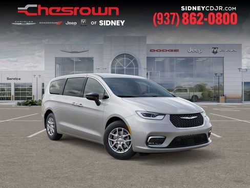 New 2026 Chrysler Pacifica Select image 5
