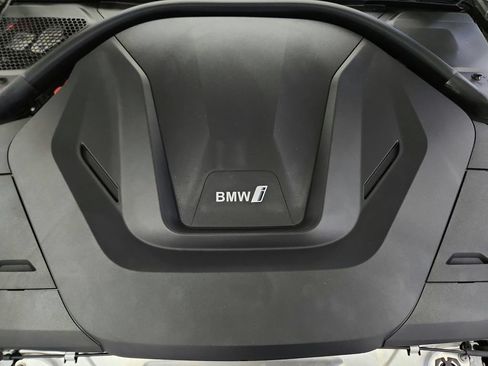 Used 2024 BMW i4 xDrive40i AWD/4WD image 43