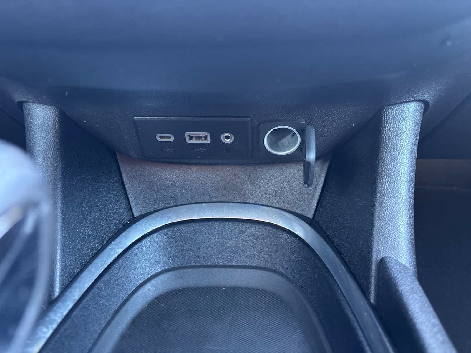 Used 2021 Chevrolet Malibu LT FWD image 21