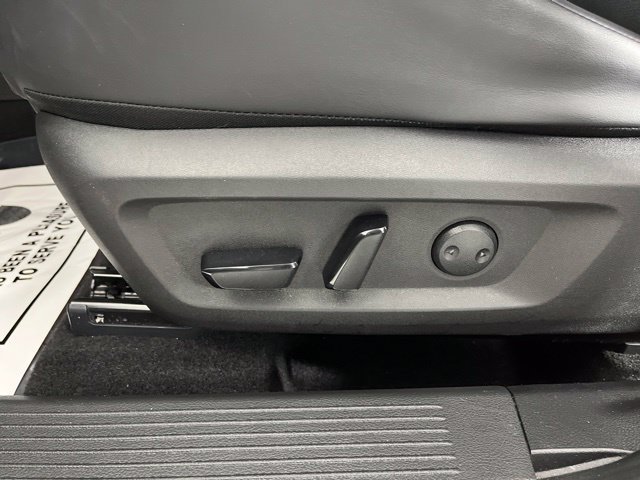 Used 2024 Nissan Rogue SV w/ SV Premium Package FWD image 33