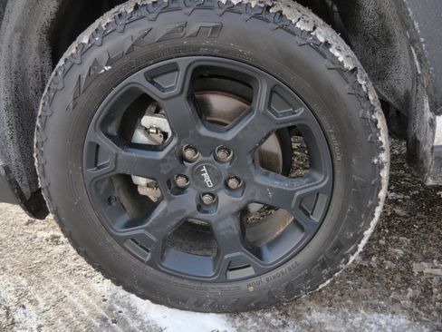 Certified 2022 Toyota RAV4 TRD Off-Road image 16