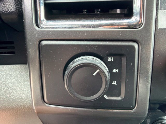 Used 2016 Ford F150 XLT w/ Equipment Group 302A Luxury AWD/4WD image 10