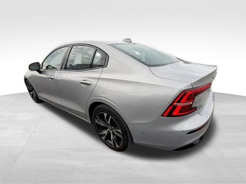 Used 2024 Volvo S60 B5 Plus FWD image 34