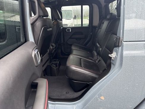 New 2025 Jeep Gladiator Rubicon w/ Convenience Group image 13