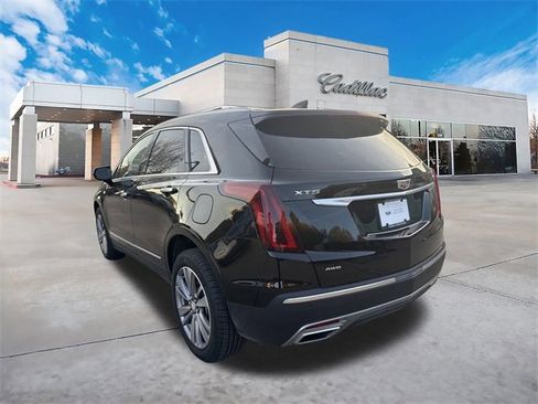 Used 2025 Cadillac XT5 Premium Luxury image 5