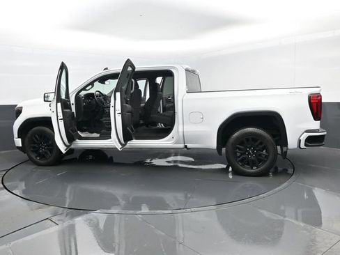 Used 2024 GMC Sierra 1500 Pro w/ Graphite Edition image 29