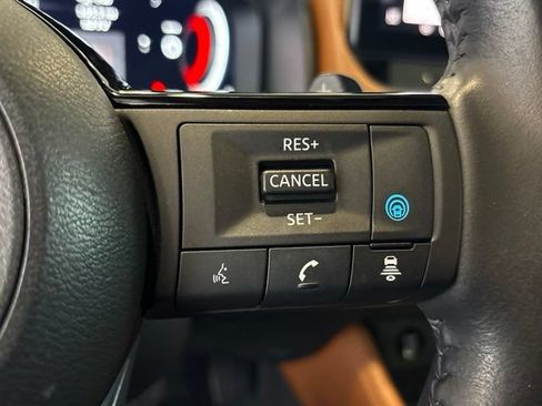 Used 2024 Nissan Rogue Platinum w/ Platinum Premium Package FWD image 31