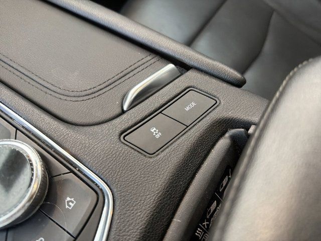 Certified 2020 Cadillac XT5 Premium Luxury w/ LPO, Floor Liner Package FWD image 30