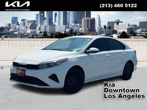 Used 2023 Kia Forte LX FWD image 1