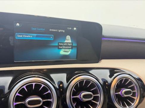 Used 2019 Mercedes-Benz A 220 image 22