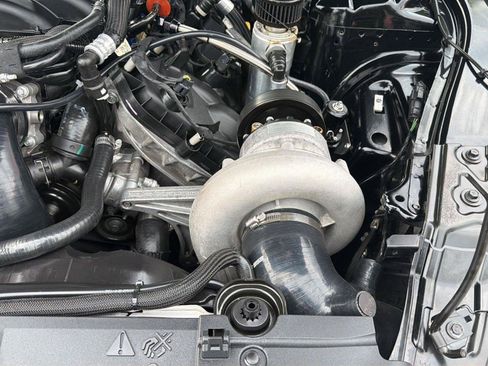 Used 2022 Ford Mustang GT Premium RWD image 10