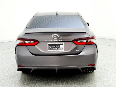 Used 2021 Toyota Camry SE w/ Carpet Mat Package (TMS) image 7