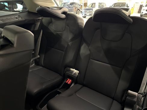Certified 2023 Volvo XC90 B6 Plus AWD/4WD image 25