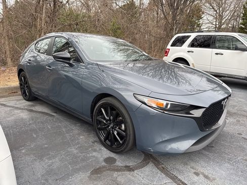 Used 2024 MAZDA MAZDA3 s image 2