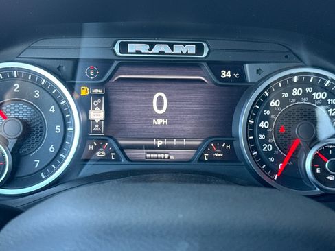 New 2026 RAM 1500 Express AWD/4WD image 22