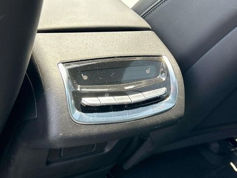 Used 2023 Cadillac XT6 Premium Luxury AWD/4WD image 18