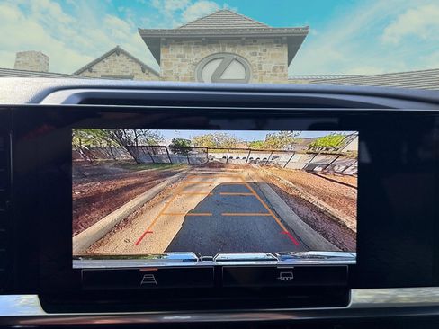 Used 2026 GMC Sierra 1500 SLE image 12