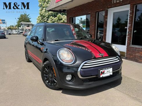 Used 2015 MINI Cooper 4-Door Hardtop FWD image 1