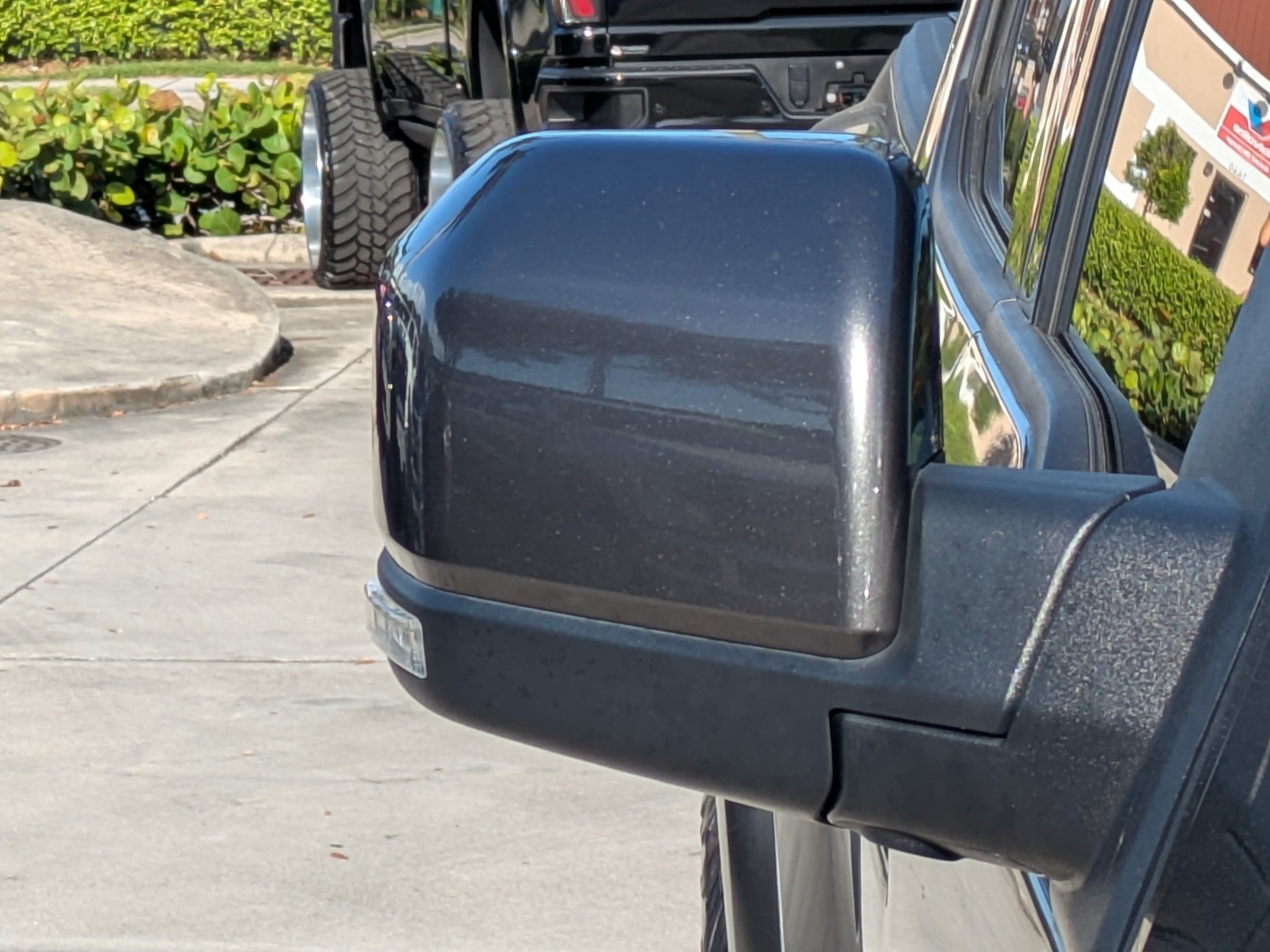 Used 2019 Ford F150 Raptor w/ Equipment Group 802A Luxury AWD/4WD image 10