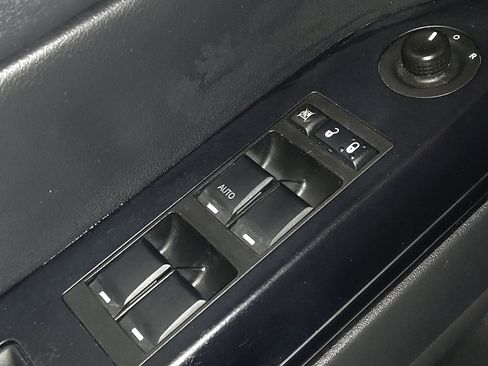 Used 2016 Jeep Compass Sport w/ Power Value Group image 27