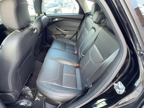 Used 2017 Ford Focus Titanium FWD image 15